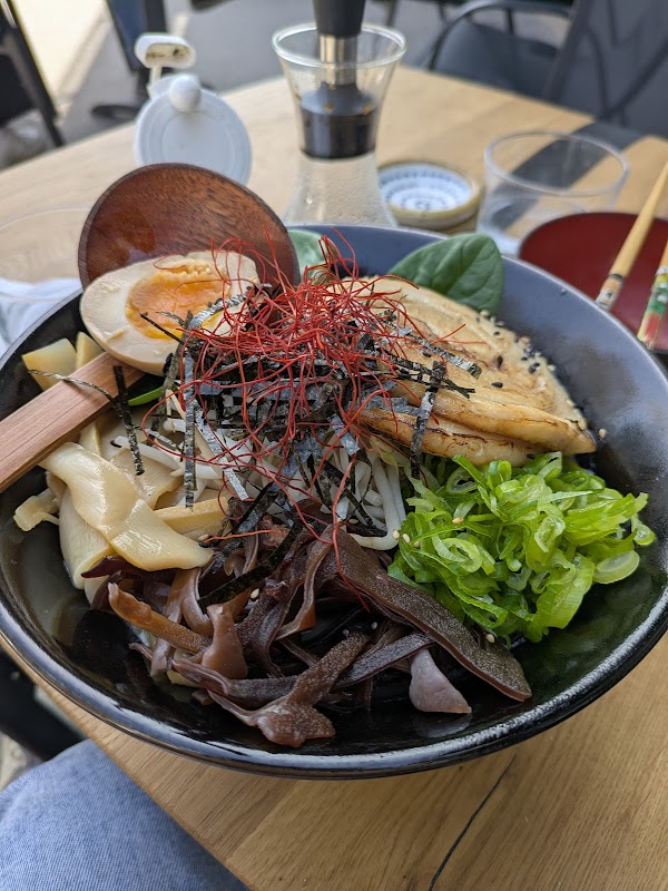 Tsuki Sushi