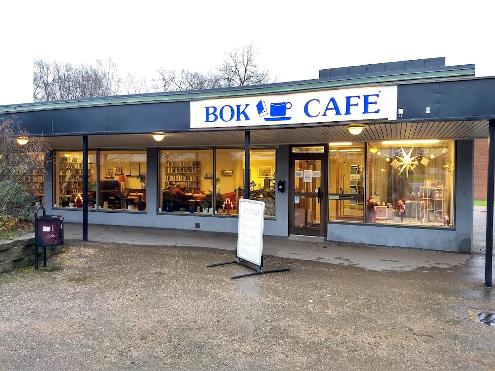 Skogslyckans bokcafé
