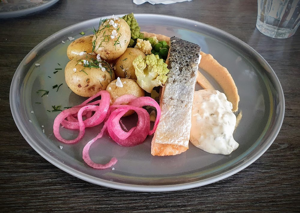Bistro Sand