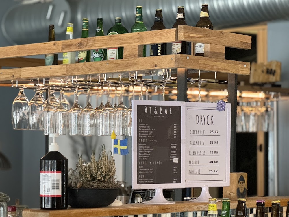 Ät Och Bar