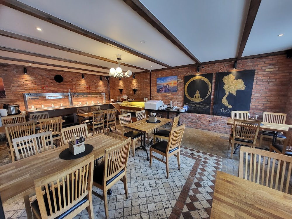 Nong's Thai Restaurang & Bar