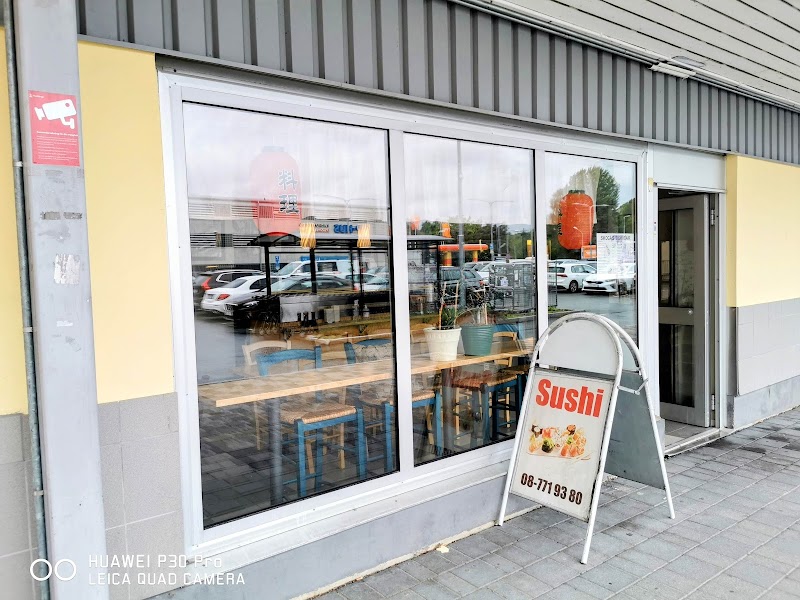 Skogås Sushi & Wok