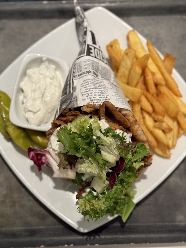 GREKISKA grill & bar