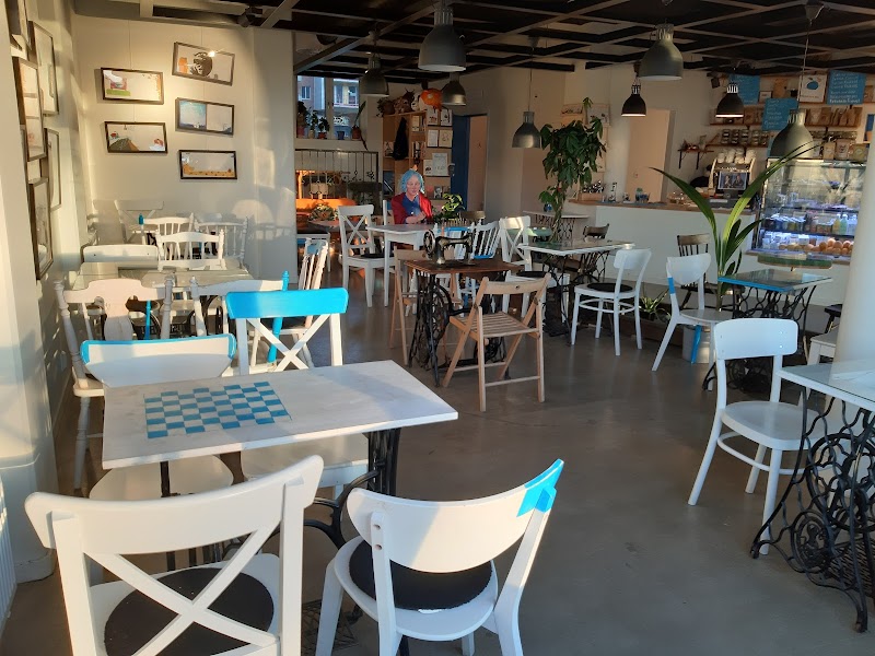 Jorden Är Blå Som En Apelsin