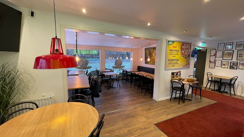 Wally's Place Onsala