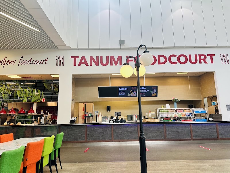 Tanum Food Court