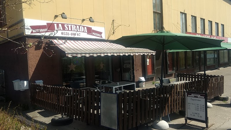 La Strada Restaurant & Pizzeria