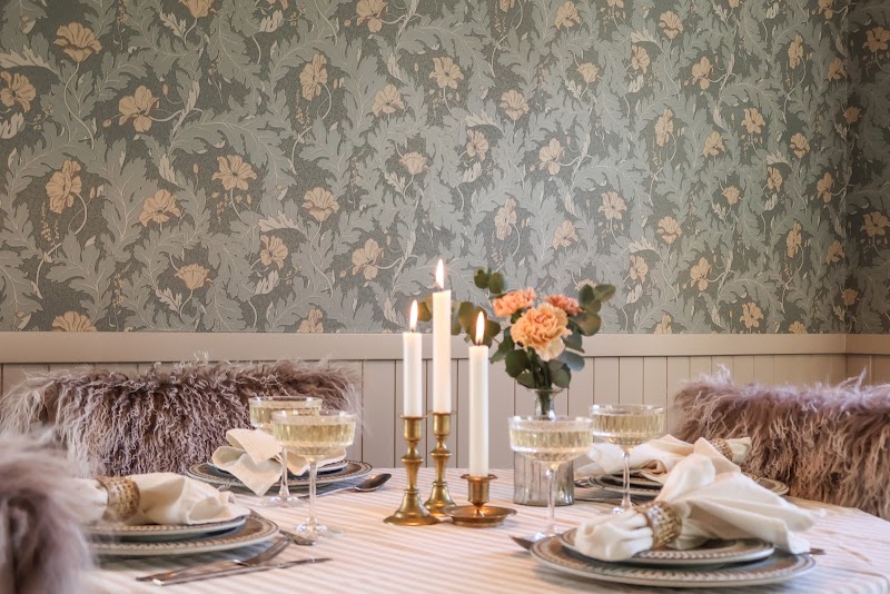 Skönfärgaregården Butik & Våffelstuga