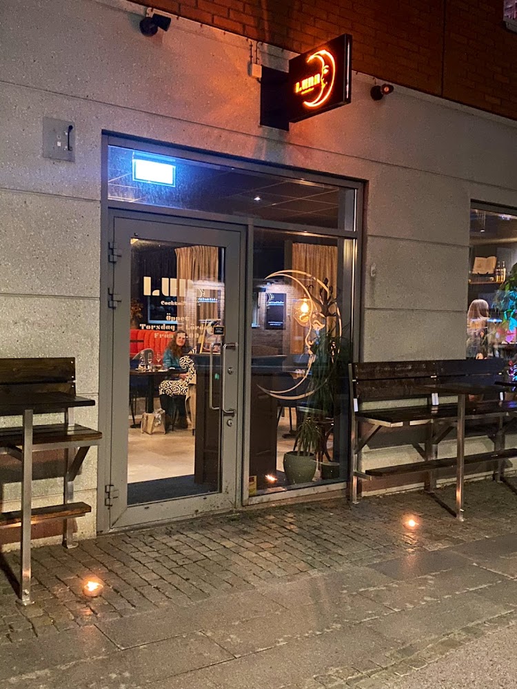 Luna Cocktailbar