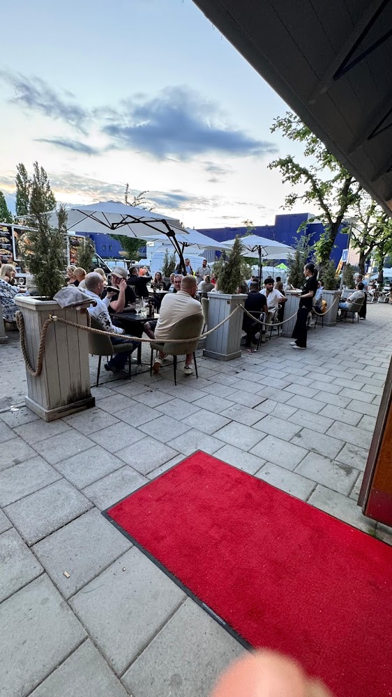 Pane & Vino Bistro