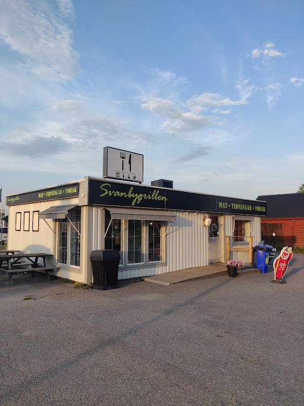 Svanbygrillen