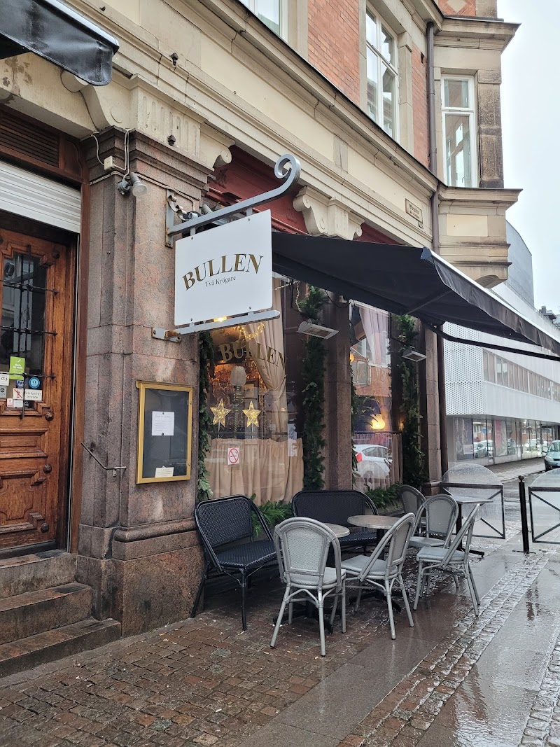 Bullen - Två Krögare