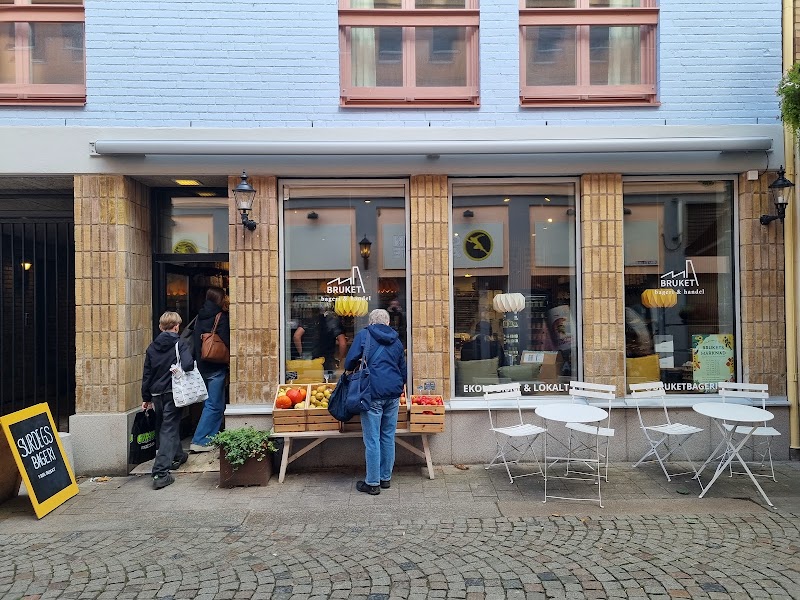 Bruket bageri & handel