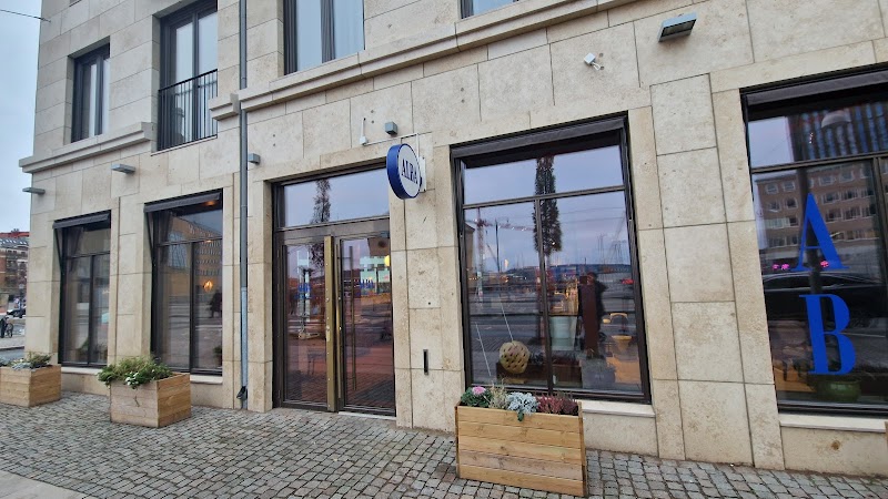 Alba Restaurant & Bar