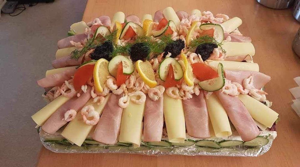 Ellens Cafe & Bistro