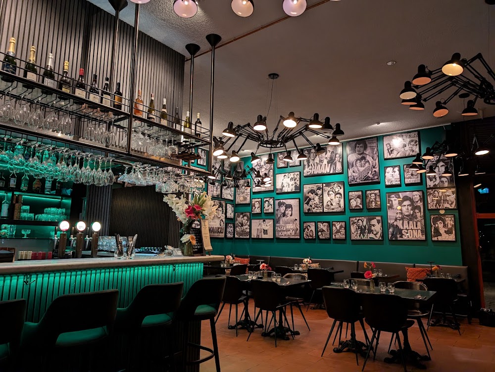 Kontrast Ghee by the sea