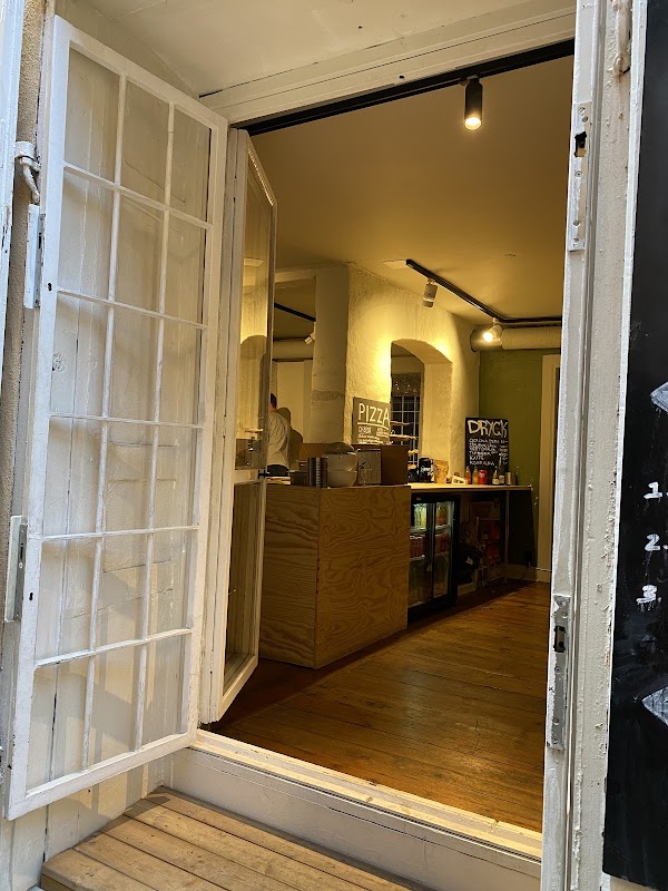 Goose Alley Pizza Kiosk