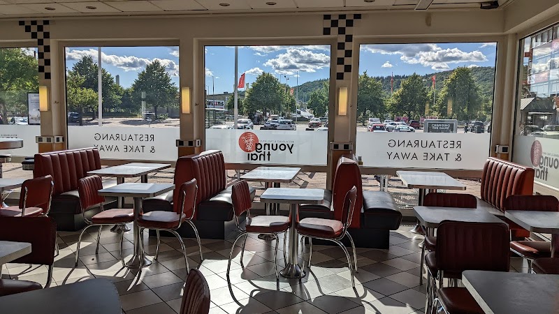 Young Thai Restaurang & Take away AB