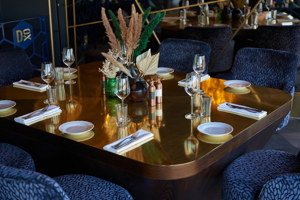 Dox - Rooftop Bistrot & Cocktaileria