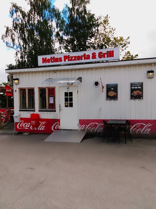 Metins Pizzeria & Grill