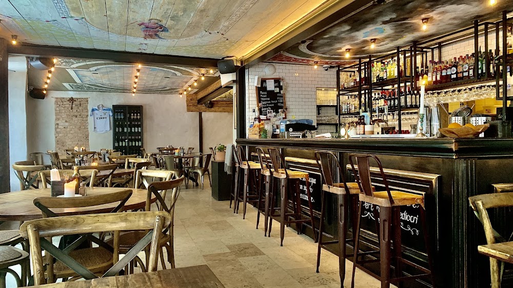 Mille Lire Stora Torget