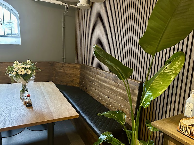 Zen Restaurang| Sushi och Ramen| Växjö