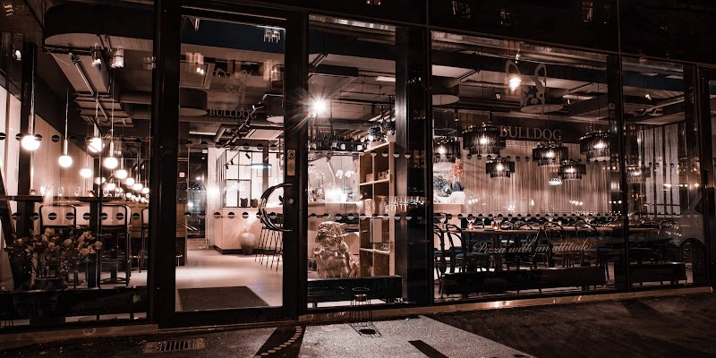 Bulldog Kitchen