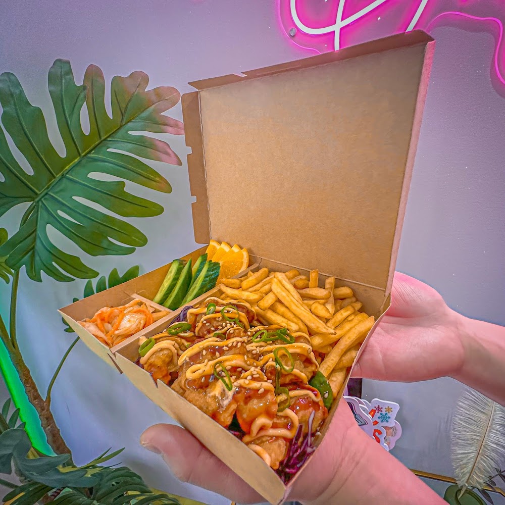 Paula Milk Tea & Ramen