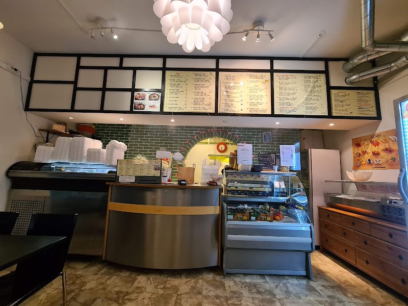 Hägernäs Thai & Sushi