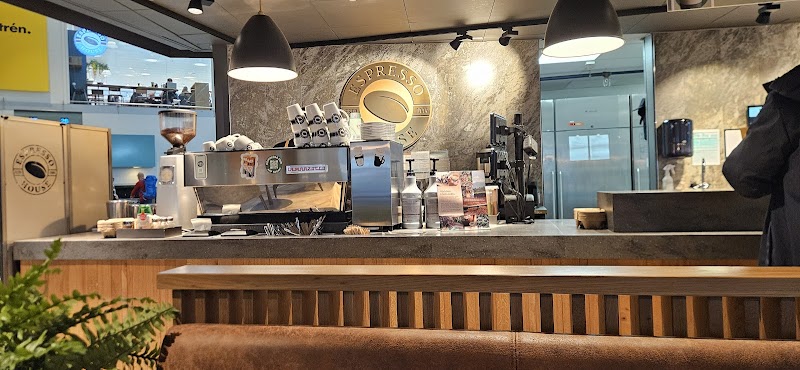 Bistro & bar