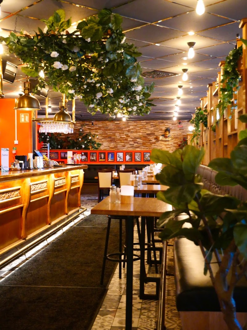 Caesars Restaurang Södertälje