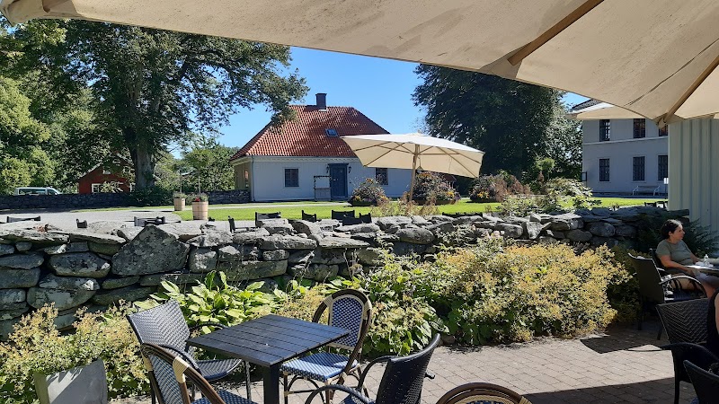 Råda Säteri Trädgårdscafé
