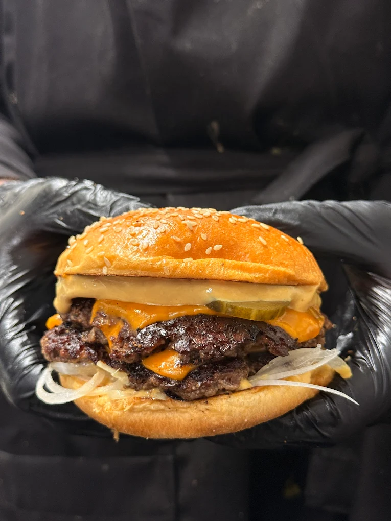 The M.O.B (Meat On Bun)