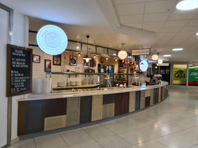 Paus kök & café