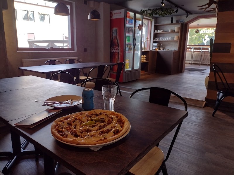 Texas Pizzeria