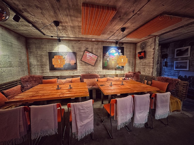 Poes winebar AB