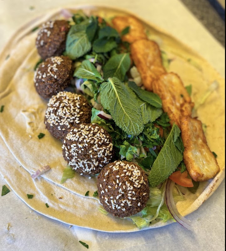 Mäster falafel i Karlshamn torget ab