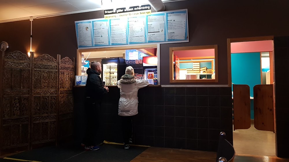 LOMBOLO GRILL & pizzeria AB