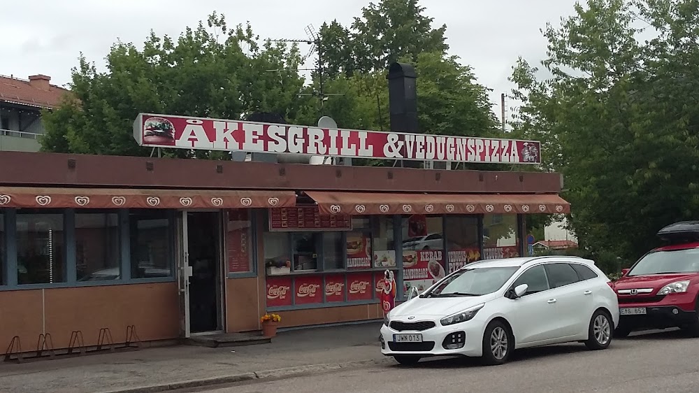 Åkes Grill & Vedugnspizza