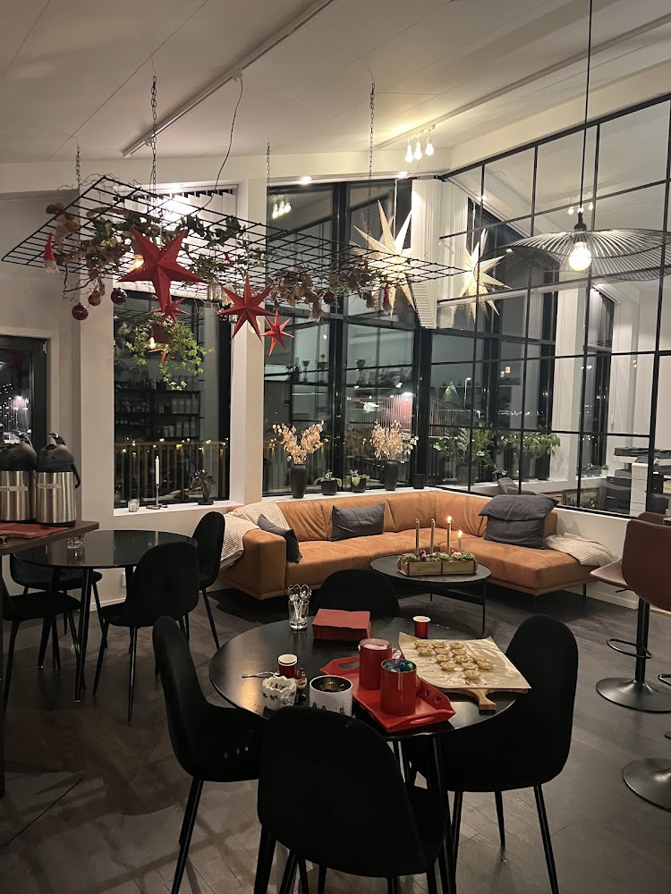 Lerbergs lunch o gårdscafe