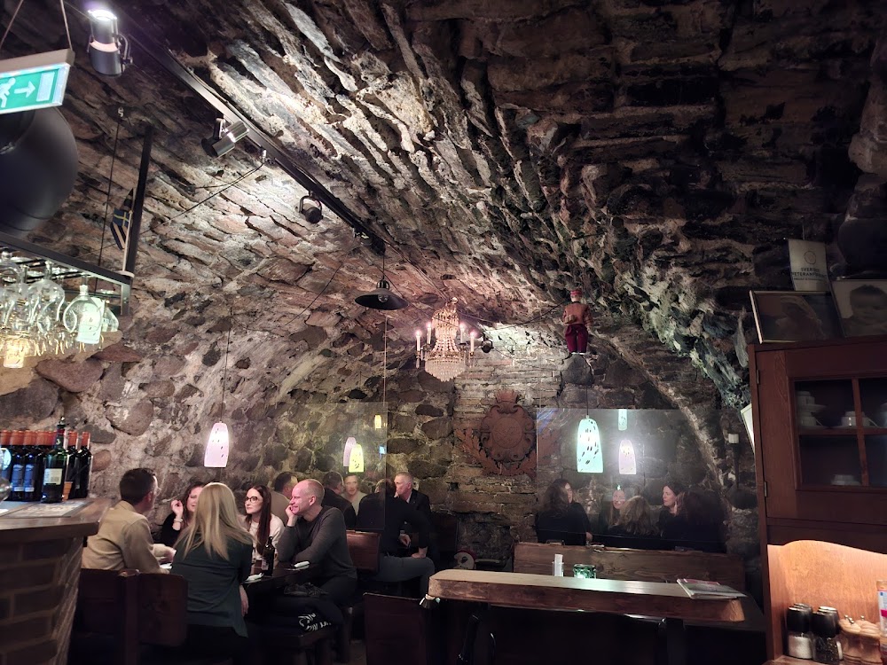FF:s Bar Och Ett Litet Kök