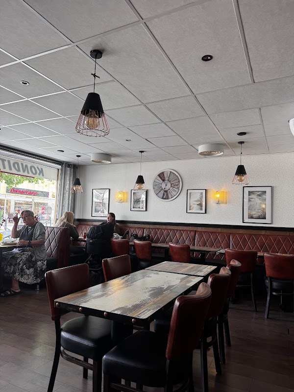 Vallonen Café Bistro Restaurang