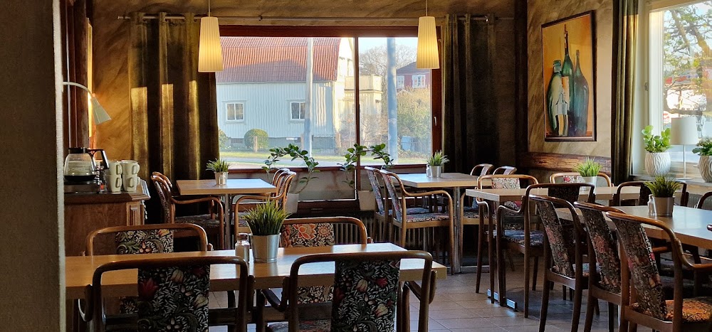 Ninos Pizzeria