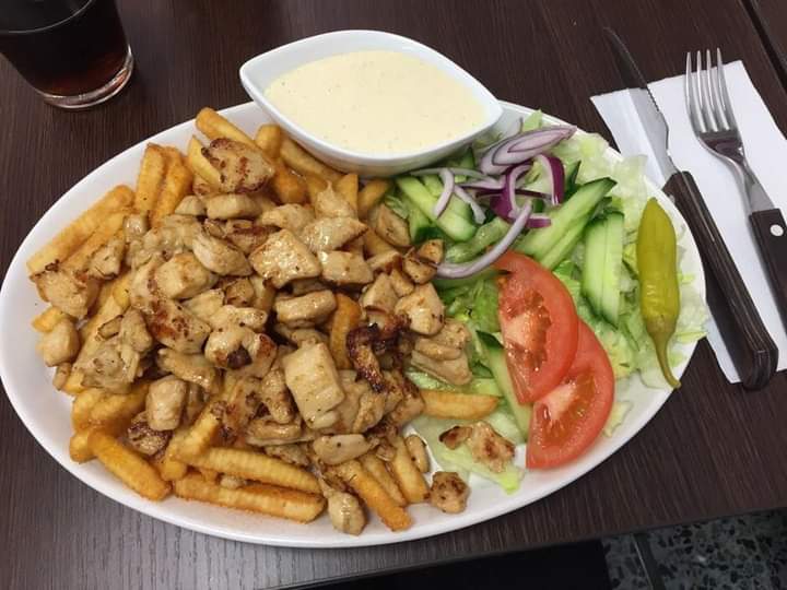 Pizzeria Ti Amo Gatukök, Sallad, Hamburgare & Pizza