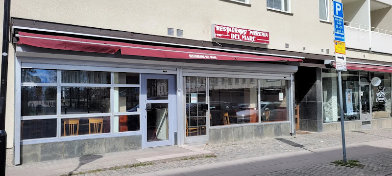 La Mari̇a Pi̇zzeri̇a