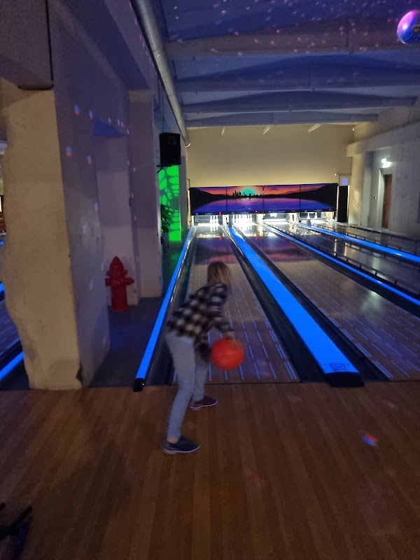 KW Bowling