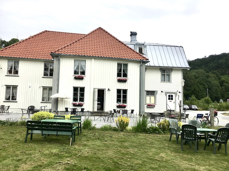Kviströms Gästgiveri: Cafe - Rooms - Conference services