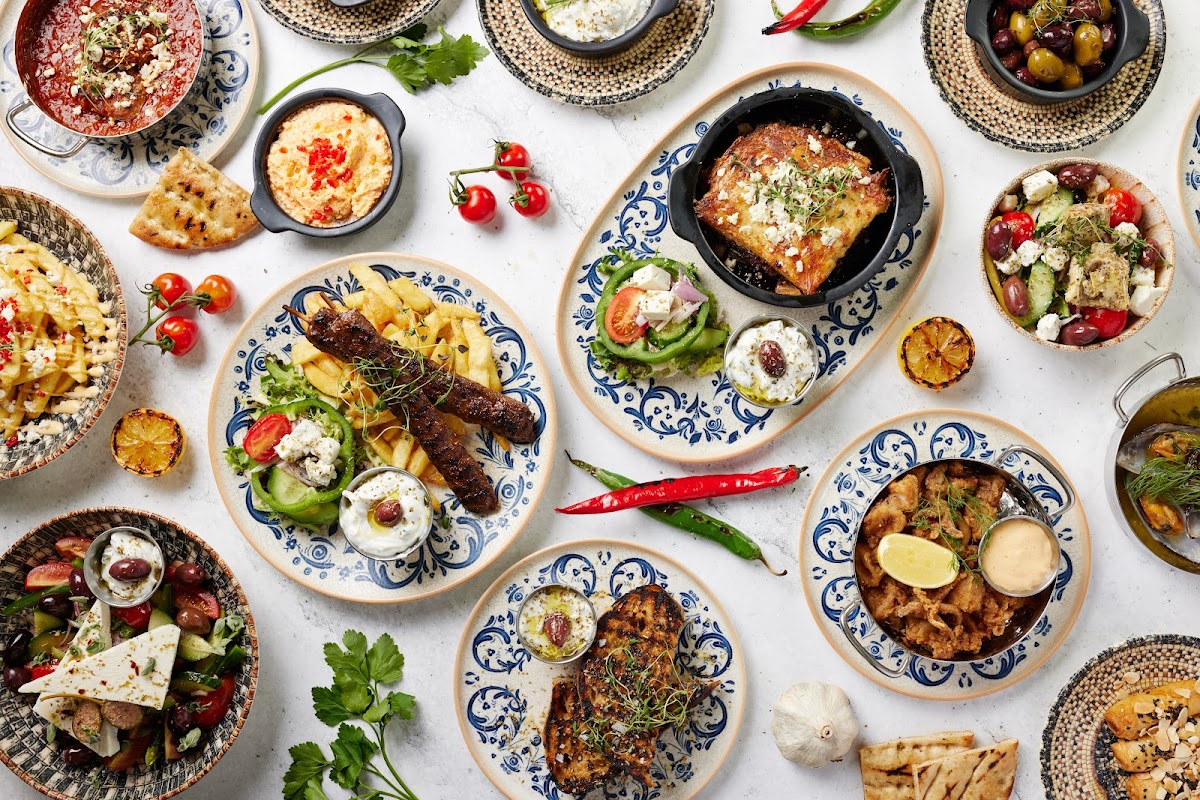 GREKISKA grill & bar