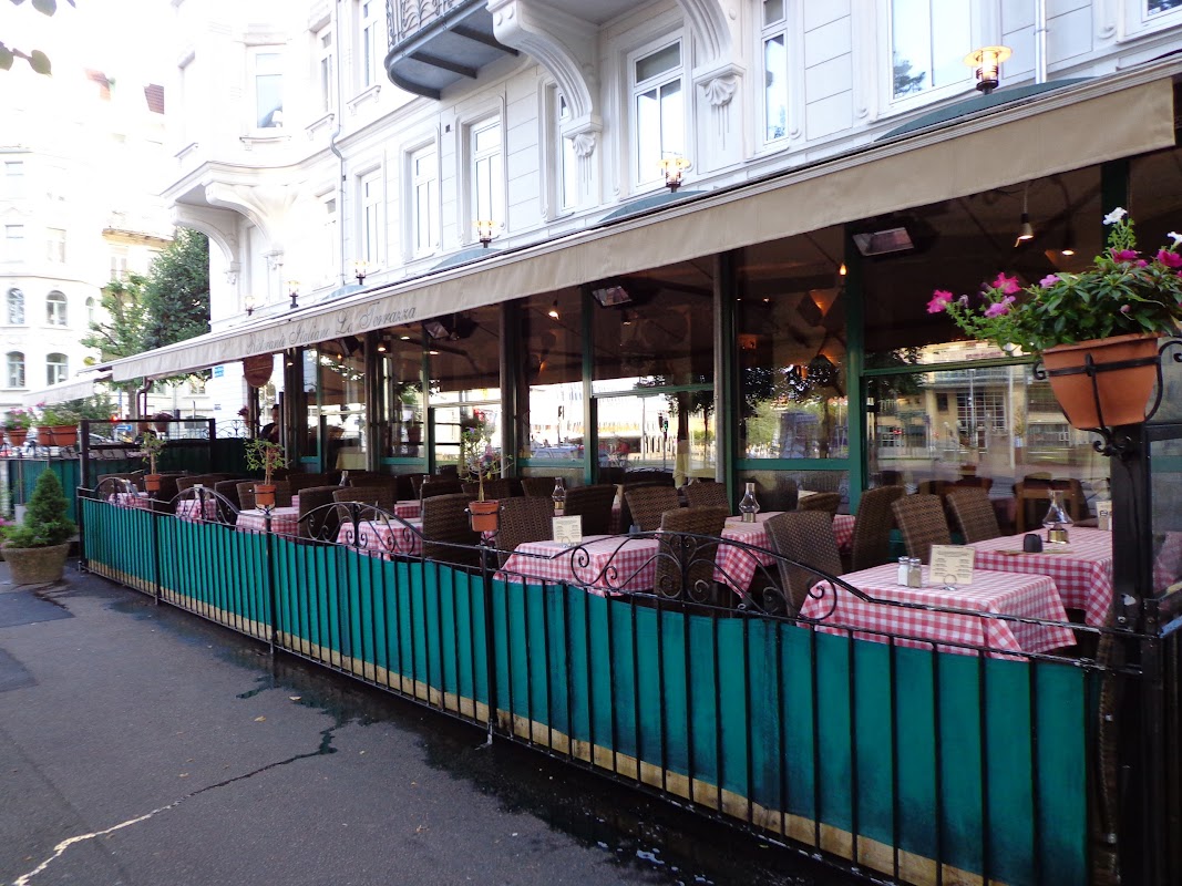 La Terrazza - Italiensk Restaurang