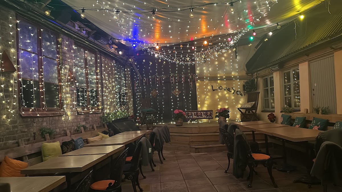 The Grand Indian - Restaurant & Bar